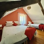 Grand En Aveyron, 10 Couchages 3 Etoiles Linge En Option