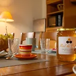 Grand En Aveyron, 10 Couchages 3 Etoiles Linge En Option * Drulhe