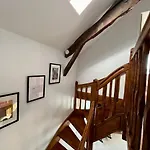 Grand En Aveyron, 10 Couchages 3 Etoiles Linge En Option Drulhe