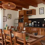 Grand En Aveyron, 10 Couchages 3 Etoiles Linge En Option