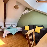 Grand En Aveyron, 10 Couchages 3 étoiles Linge En Option Drulhe