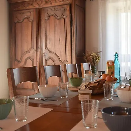 Grand En Aveyron, 10 Couchages 3 Etoiles Linge En Option Prázdninový dům