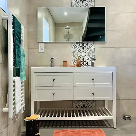 Grand En Aveyron, 10 Couchages 3 Etoiles Linge En Option Prázdninový dům *