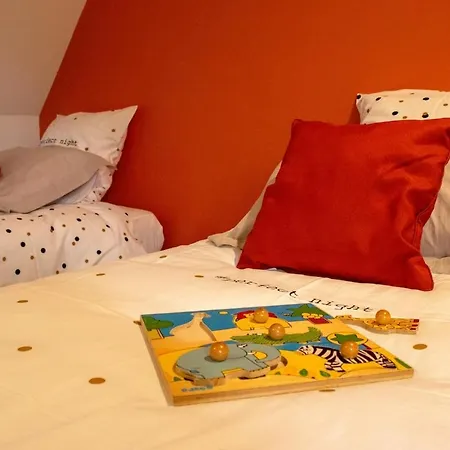 Prázdninový dům Grand En Aveyron, 10 Couchages 3 Etoiles Linge En Option Drulhe