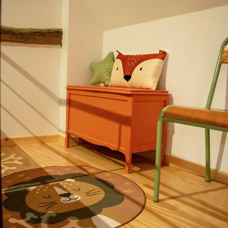 Prázdninový dům Grand En Aveyron, 10 Couchages 3 Etoiles Linge En Option Drulhe
