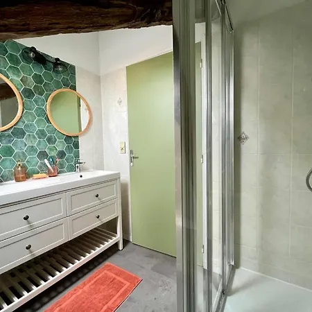 Grand En Aveyron, 10 Couchages 3 Etoiles Linge En Option *