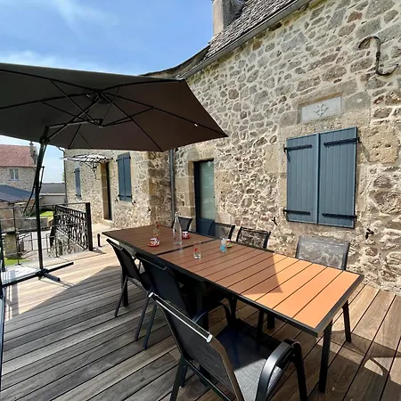 Grand En Aveyron, 10 Couchages 3 Etoiles Linge En Option Дом отдыха Drulhe