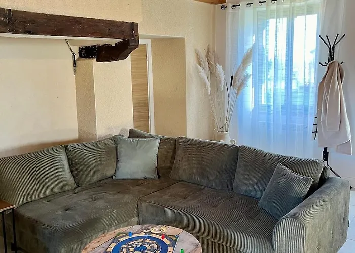 Grand En Aveyron, 10 Couchages 3 Etoiles Linge En Option Σπίτι διακοπών *