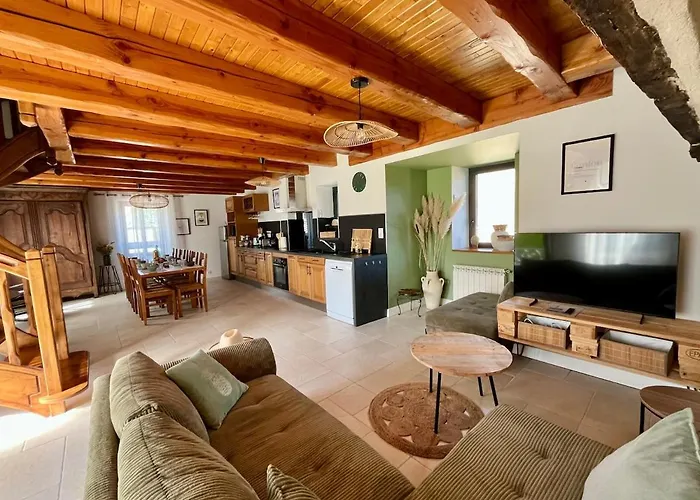 Σπίτι διακοπών Grand En Aveyron, 10 Couchages 3 Etoiles Linge En Option