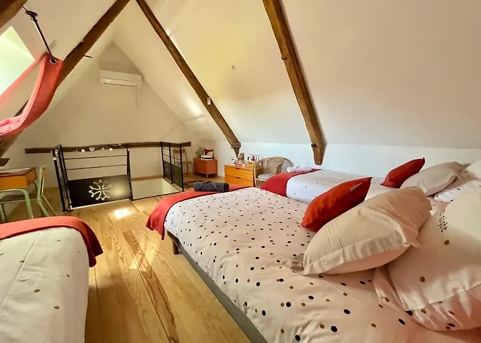 Grand En Aveyron, 10 Couchages 3 Etoiles Linge En Option