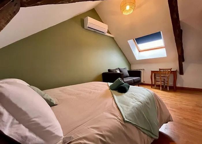 Grand En Aveyron, 10 Couchages 3 Etoiles Linge En Option Σπίτι διακοπών Drulhe