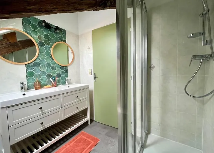 Grand En Aveyron, 10 Couchages 3 Etoiles Linge En Option *